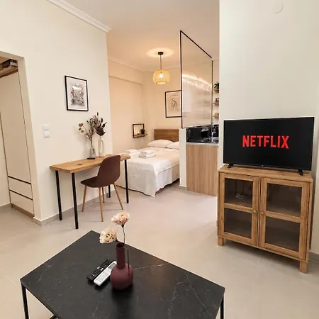 Ano Poli Urban Terrace Апартамент