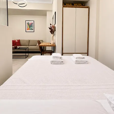 Ano Poli Urban Terrace *